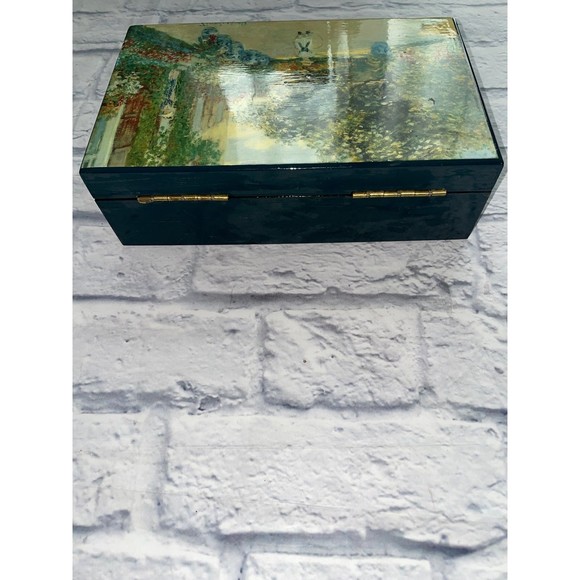 Claude Monet laquer keepsake box - Picture 4 of 10